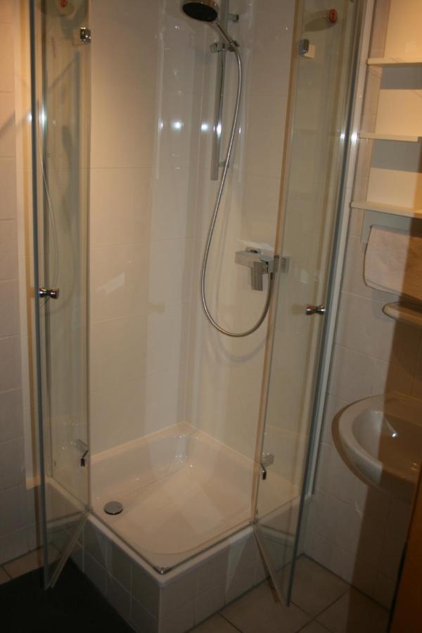Wohlfuehlen Mit Grossem Balkon Appartement Erfurt Buitenkant foto