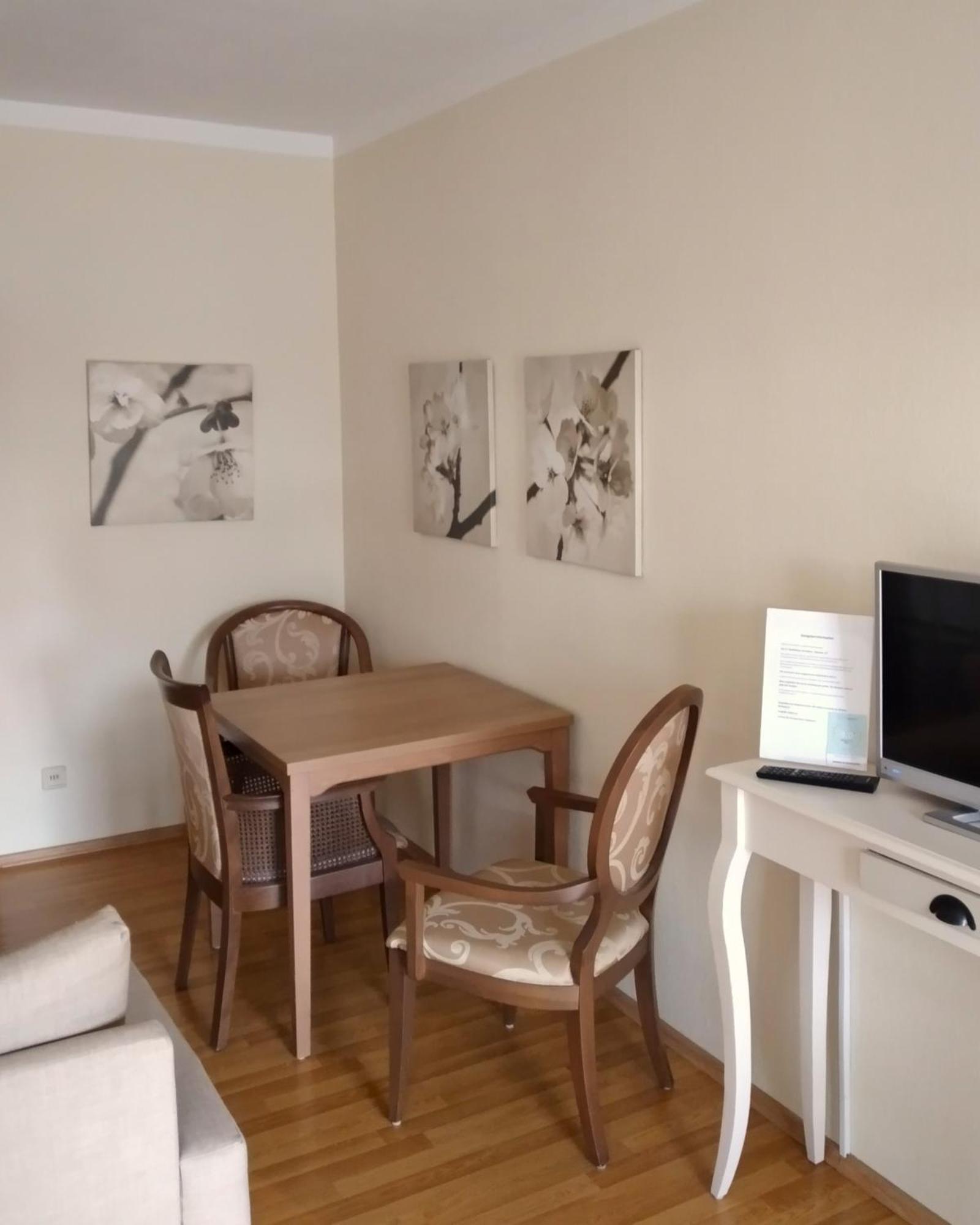 Wohlfuehlen Mit Grossem Balkon Appartement Erfurt Buitenkant foto